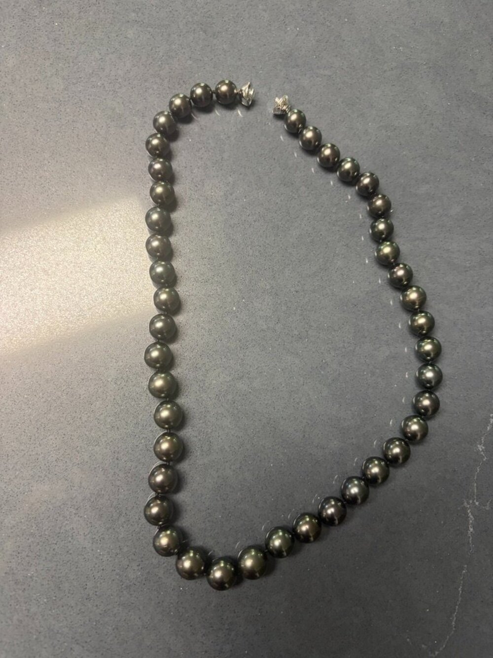 Women's Black Pearl Necklace